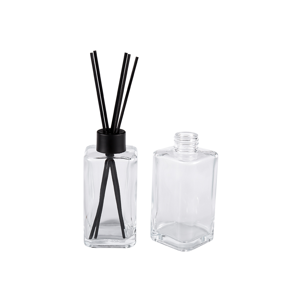 HJ-RX2247 زجاجة الروائح الزجاجية الشفافة ذات سعة كبيرة وغطاء زجاجة أسود غير لامع وغطاء من الألومنيوم وملصق من الألياف